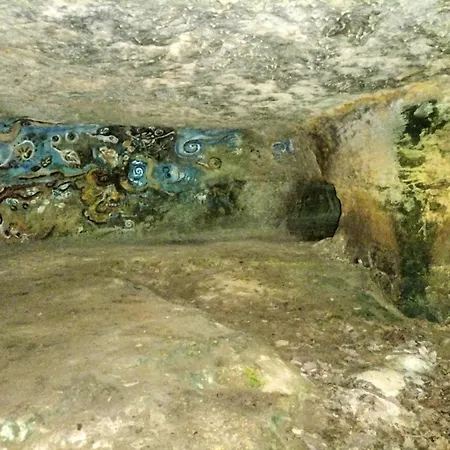 Du Domaine Du Moulin De La Roque *