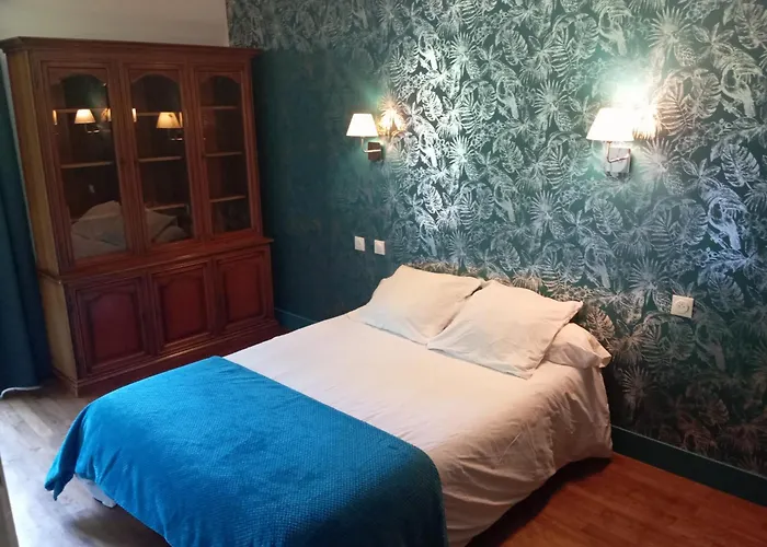 Du Moulin De La Roque Castels